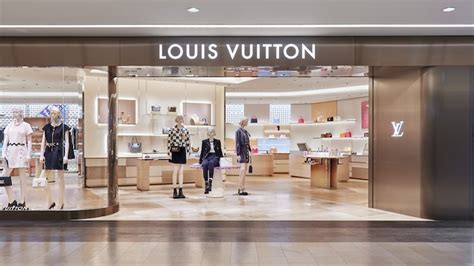 louis vuitton narita|Louis Vuitton Narita Airport T1 store, Japan.